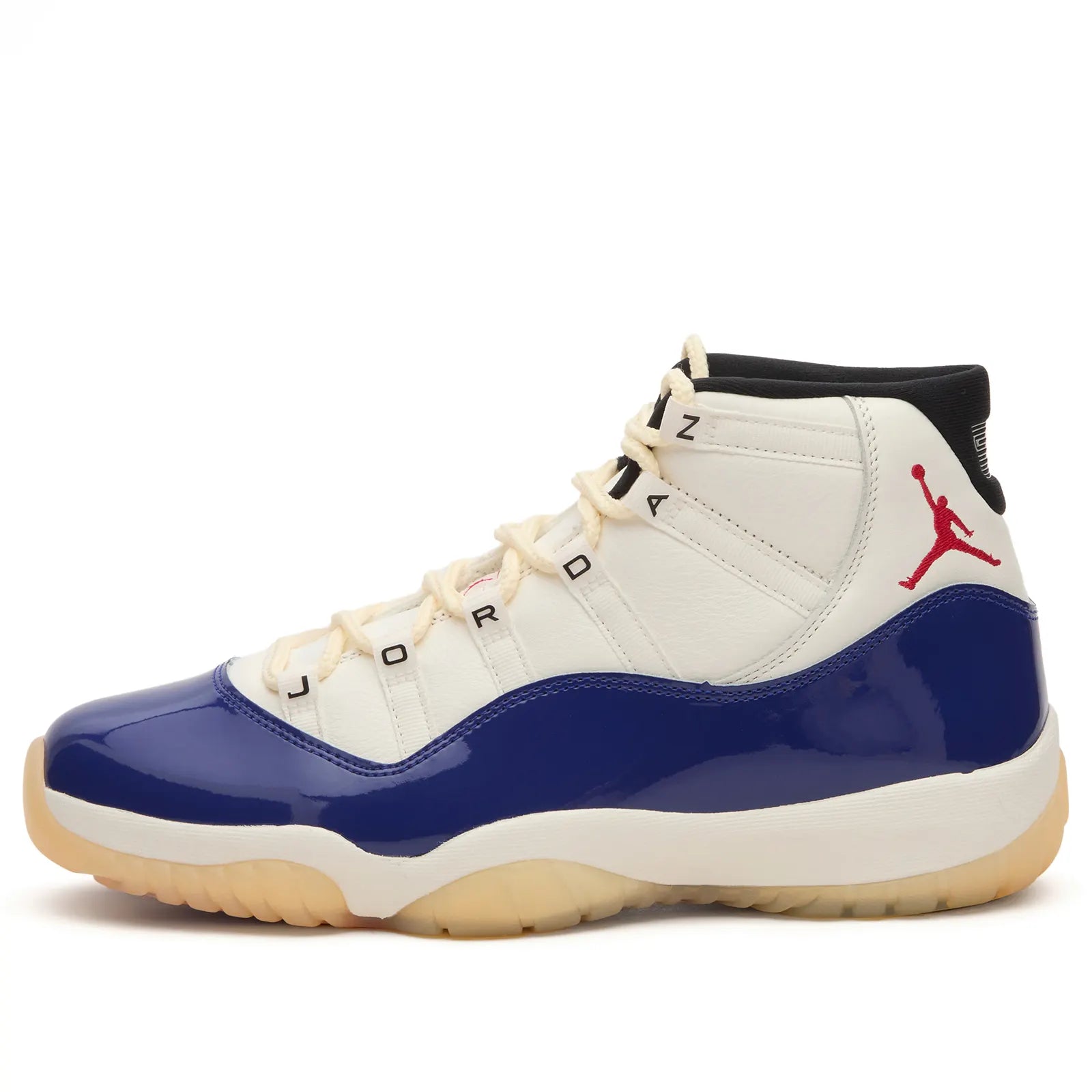 AIR JORDAN 11 RETRO "RARE AIR"