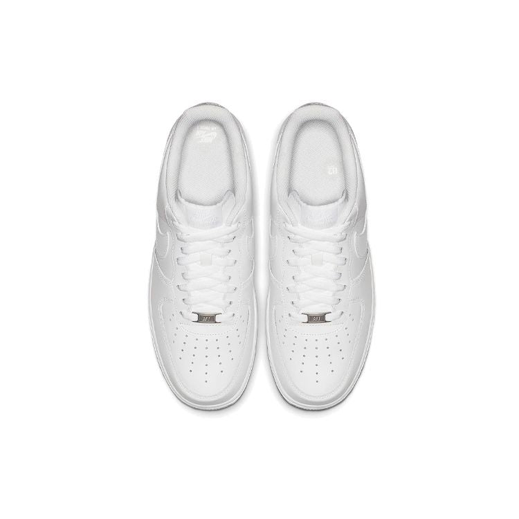 Nike Air Force 1 07 Triple White