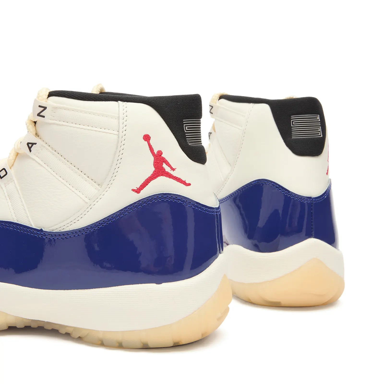 AIR JORDAN 11 RETRO "RARE AIR"