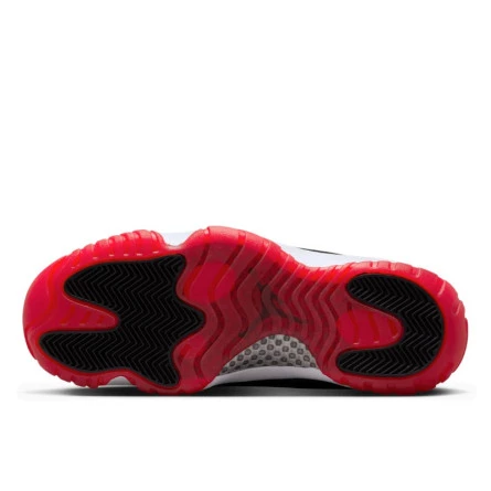 Jordan 11 Retro pour femme « Bred Velvet »