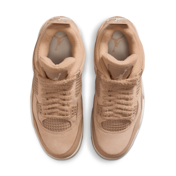Air Jordan 4 Retro WMNS Cozy Girl