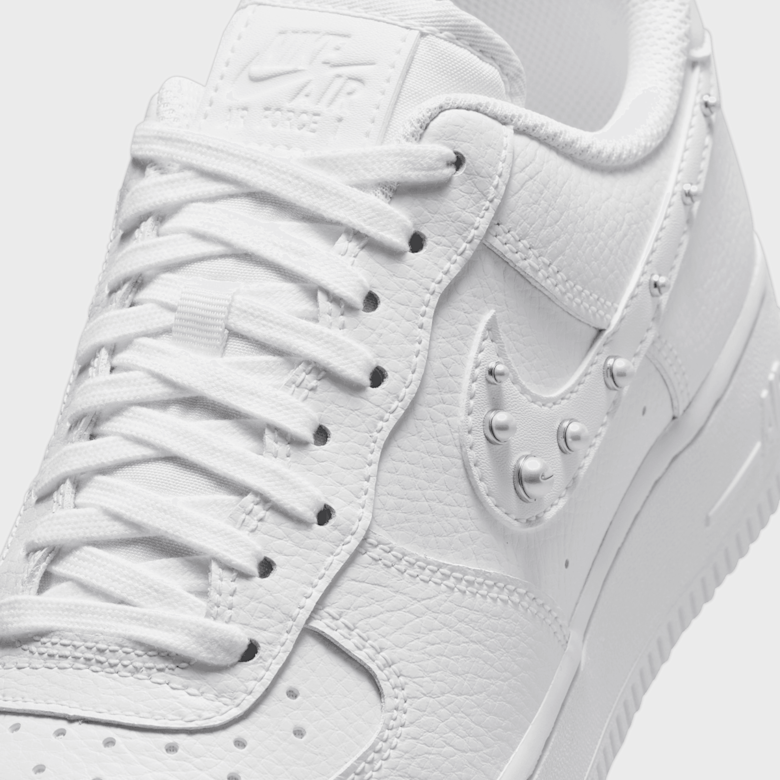 Nike WMNS Air Force 1 '07