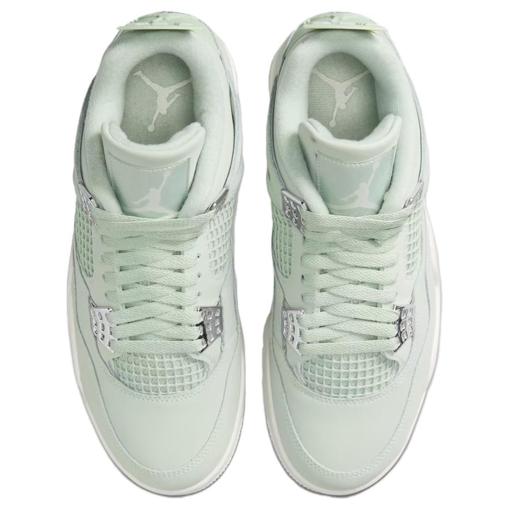 Air Jordan 4 Retro 'Seafoam Sail'