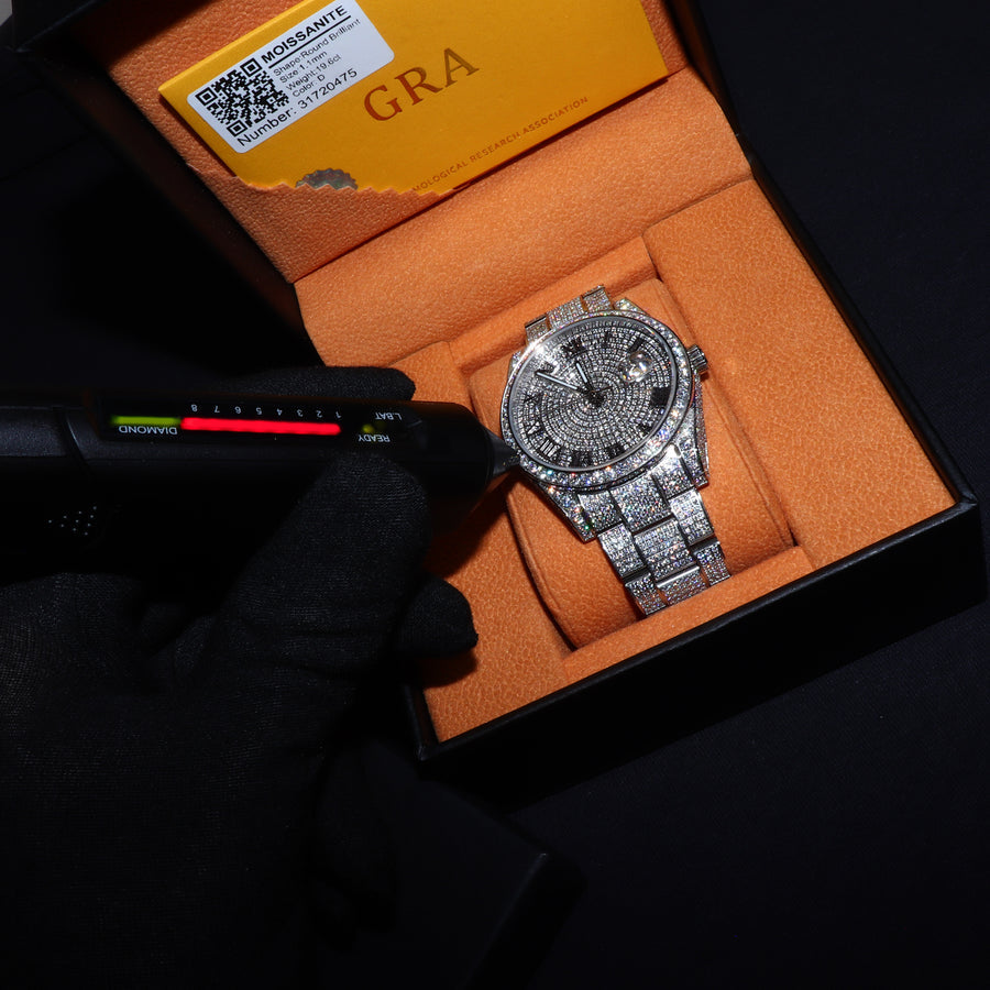 Montre De Luxe Fully Iced Moissanite - Or