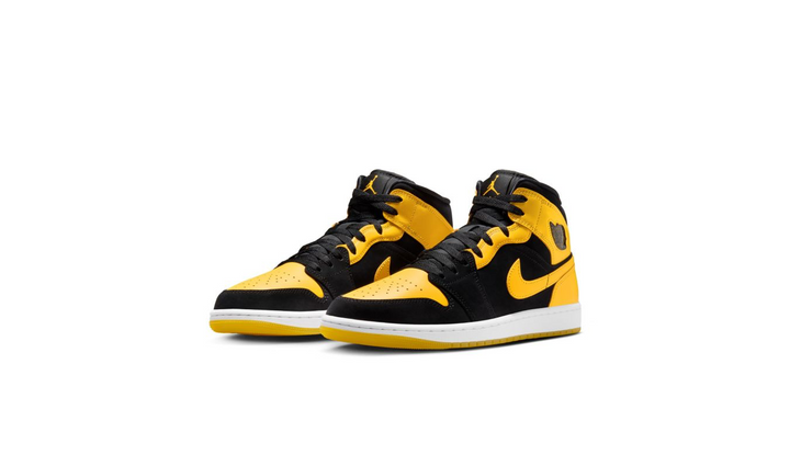 Air Jordan 1 Mid SE "New Love"