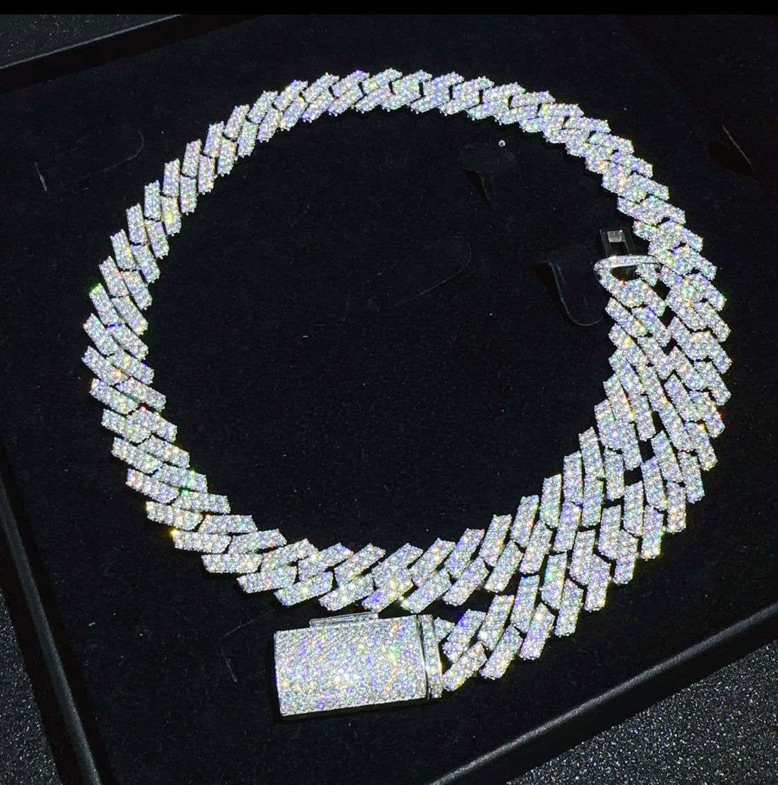 CHAÎNE À MAILLONS À Griffes Diamantées 14MM  OR BLANC FEMME