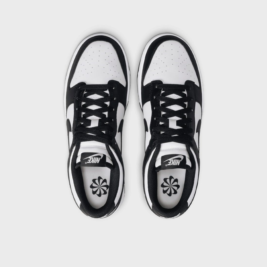 Dunk Low Panda Retro