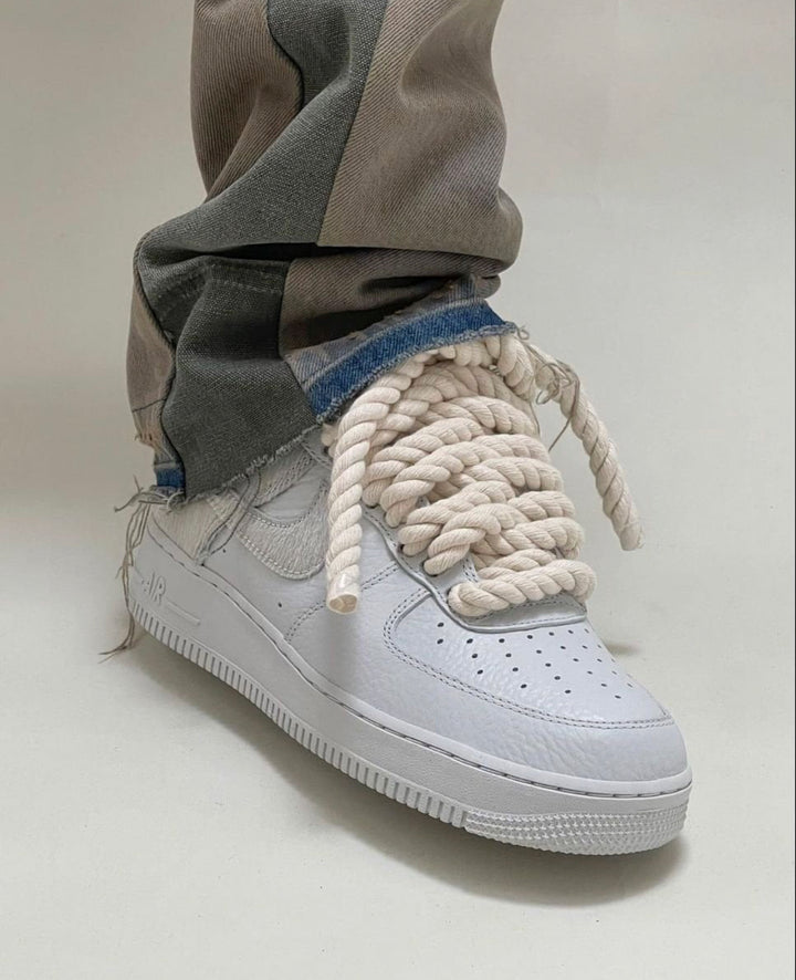 Air force 1 blanche lacets ronds épais